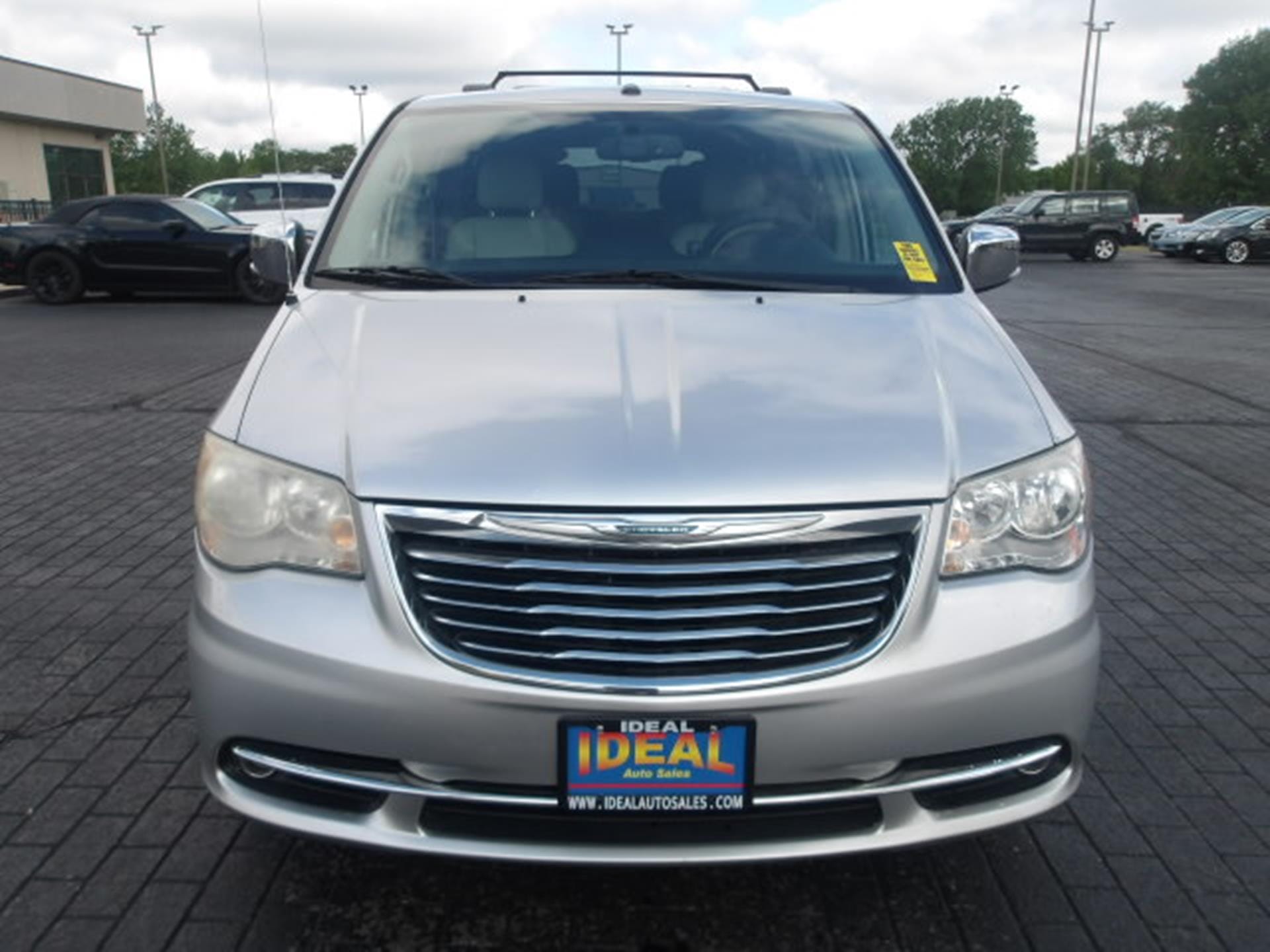 2011 Chrysler Town & Country 2A4RR8DG1BR780161